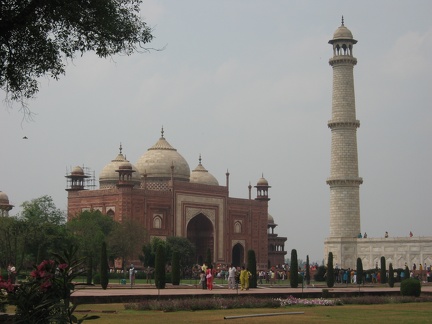 Taj Mahal Mosque1